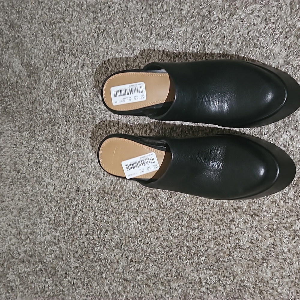 Black shoes